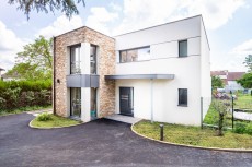 Villa Stone